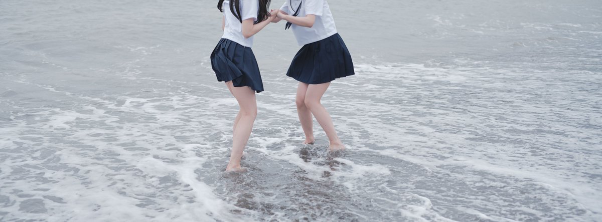 nako tweet media
