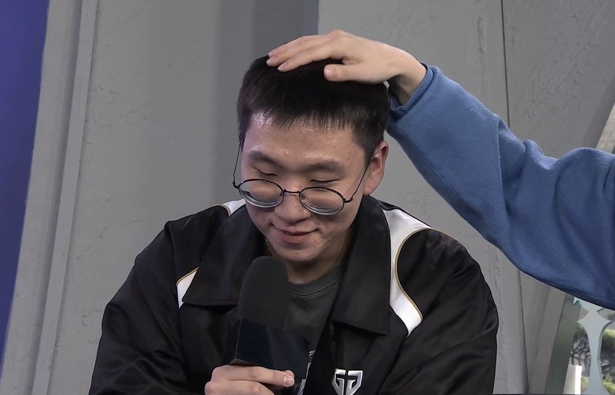 Atiny_on_rift tweet media