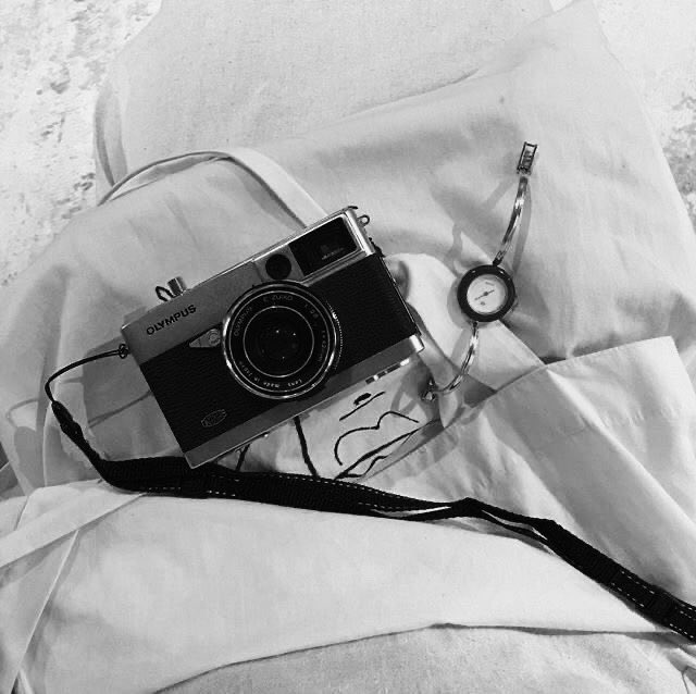 zixyoung's tweet photo. Quiet moments and a presence that doesn’t need to try just existing, effortlessly leaving something beautiful behind. https://t.co/qPy3cuJMlF