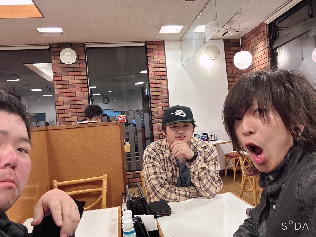 紺 tweet media