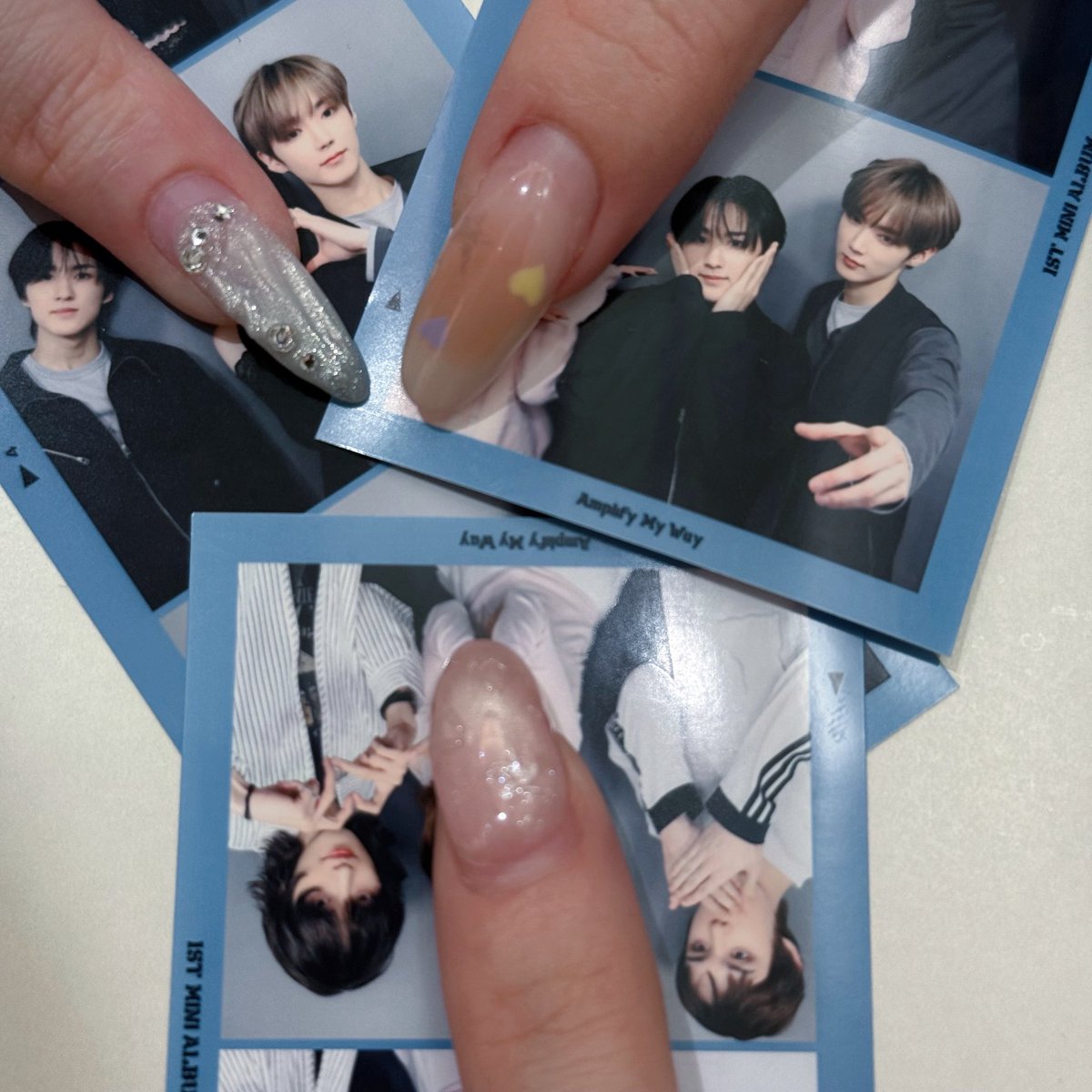 moonlife_0629's tweet photo. 원래 친구랑 같이 네컷 찍으러 왔는데 
근데 우리 옆에…
누구얌? https://t.co/Ku7I4bFP7z