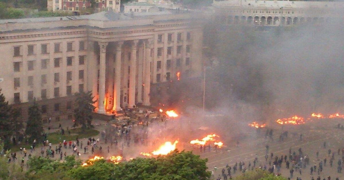 svetlichnajalo5's tweet image. 2 мая 2014 года...
Начало конца той Украины, которую мы ещё считали братской.