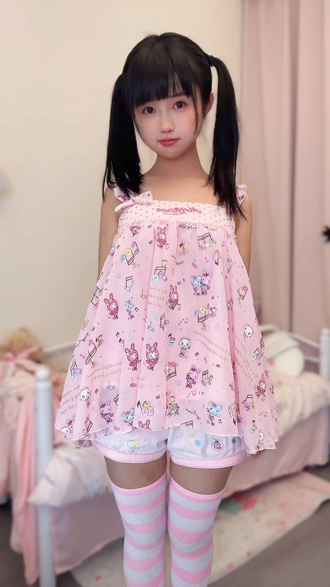 meimei tweet media