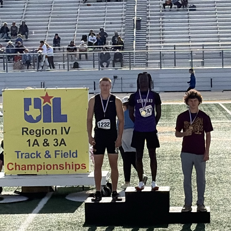 kisdtigers's tweet photo. 🏃De'Vante Toliver is going to STATE in the 100 M Dash!🏃

Way to go De'Vante, you make us proud!🐅

#TackandField #RegionalQaulifier #KennardISD #InspireEmpowerEducate #KennardTigers #GoTigers https://t.co/9nYSxtsK6f