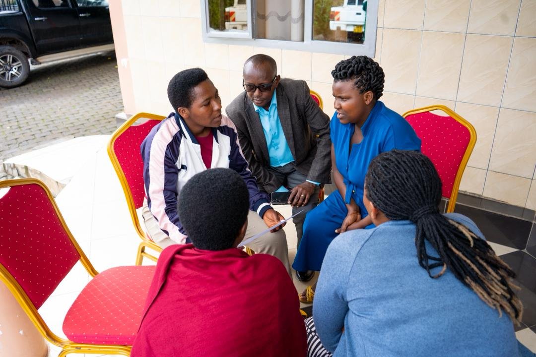 adepe_rwanda's tweet image. Through engaging group discussions, participants connected the #ELDS to their children’s developmental stages &amp;amp; collaboratively designed practical lessons grounded in the ELDS framework, strengthening their ability to support holistic child growth. 

For every #Child