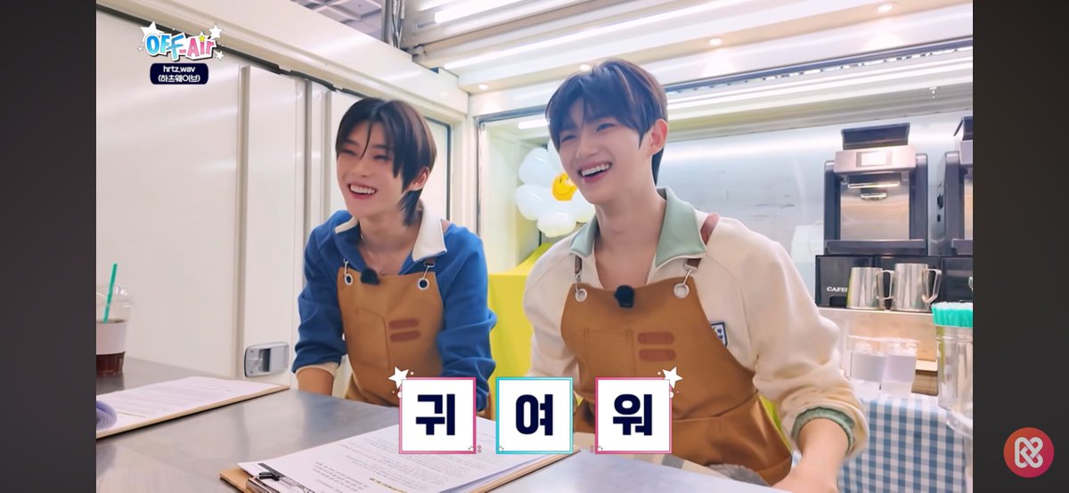 우히 tweet media