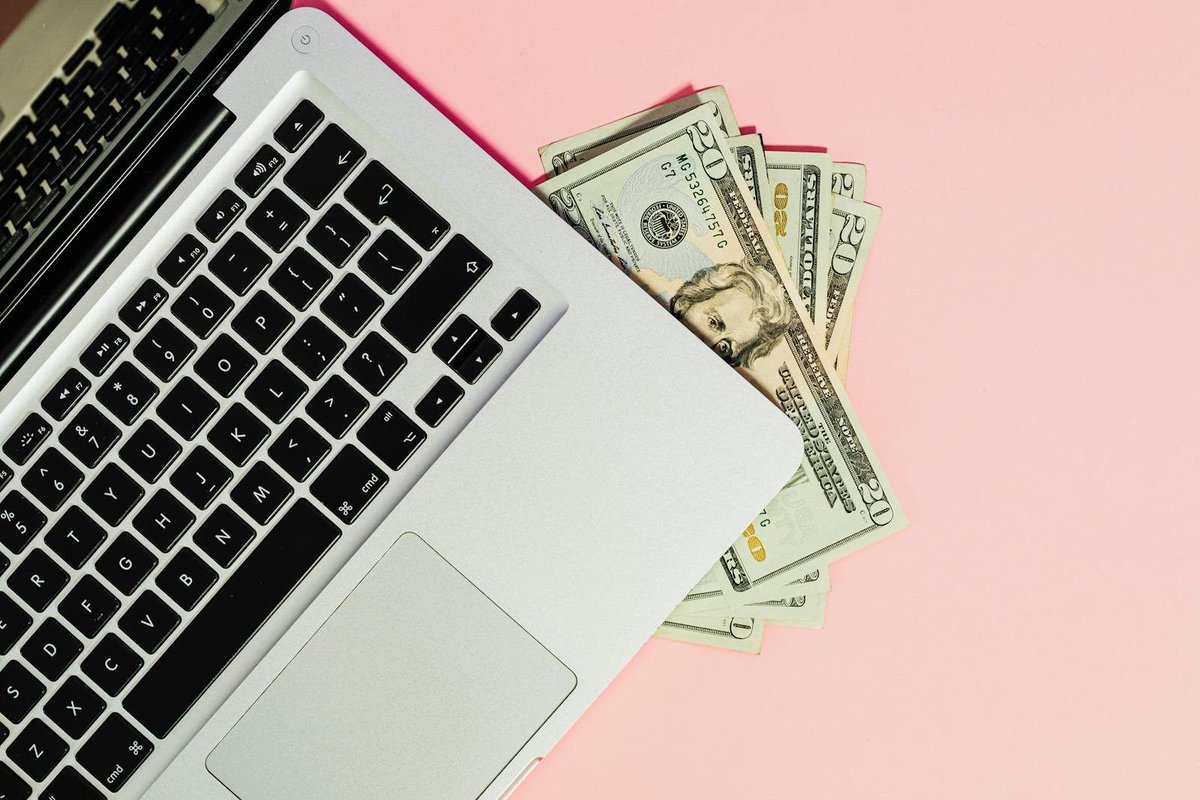 msloydwrites's tweet image. Freelance Writes, Bloggers, Copywriters - Take a look at this month's hand -curated high paying wrting jobs. 
-
msloydwrites.com/2026/04/26/hig… 
-
#freelancewriting #ghostwriting #copywriting #saleswriting #uxwriting #writingcommunity #msloydwrites 😘