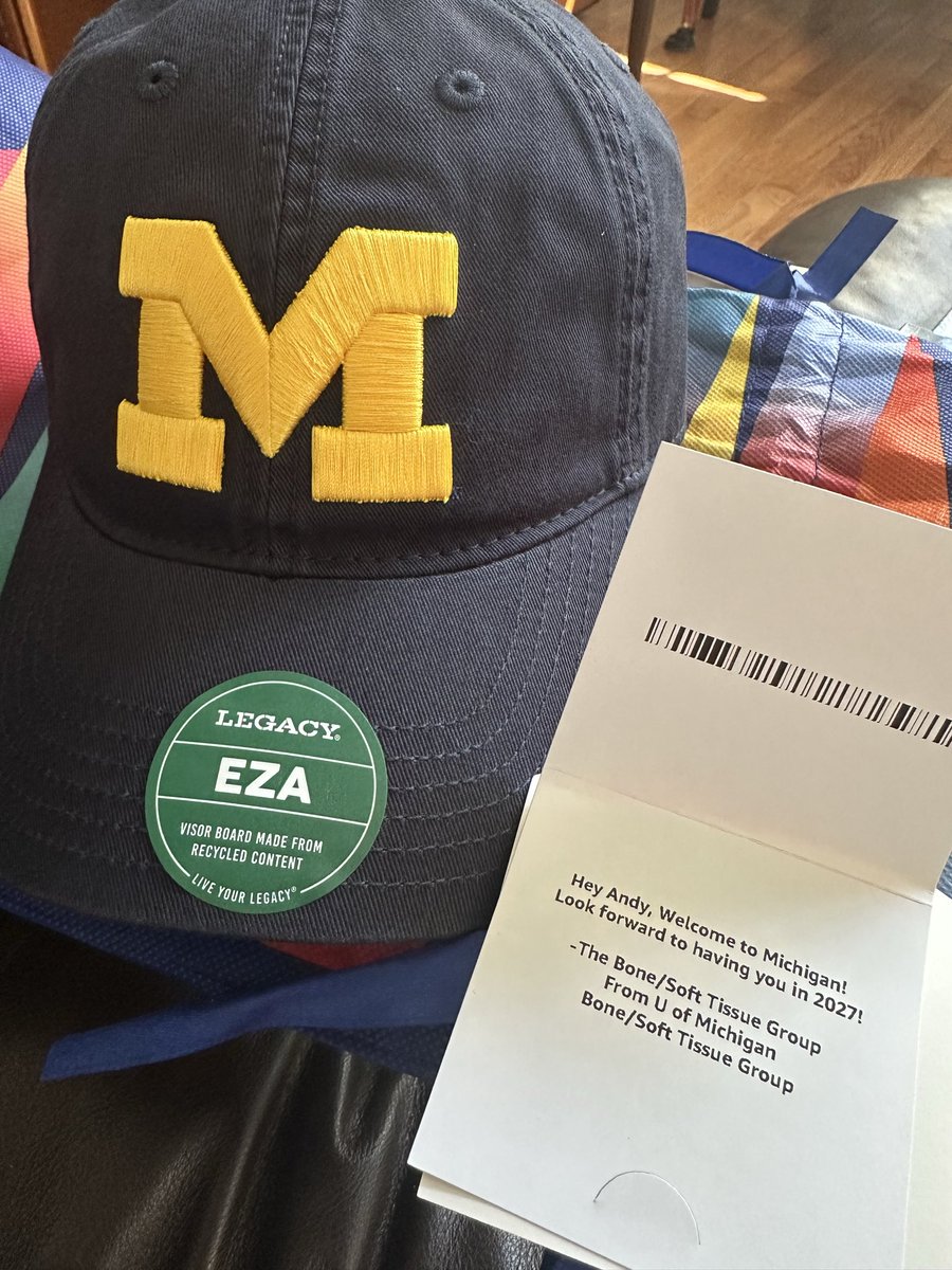 andayautumn's tweet photo. I am so thrilled to share I will be continuing my subspecialty training with the University of Michigan (@UMichPath) for BST! All my love and appreciation goes to my family, friends, and colleagues who’ve supported me throughout residency! #PathMatch #Match2026 #PathToPath https://t.co/NNZKhbfF8z