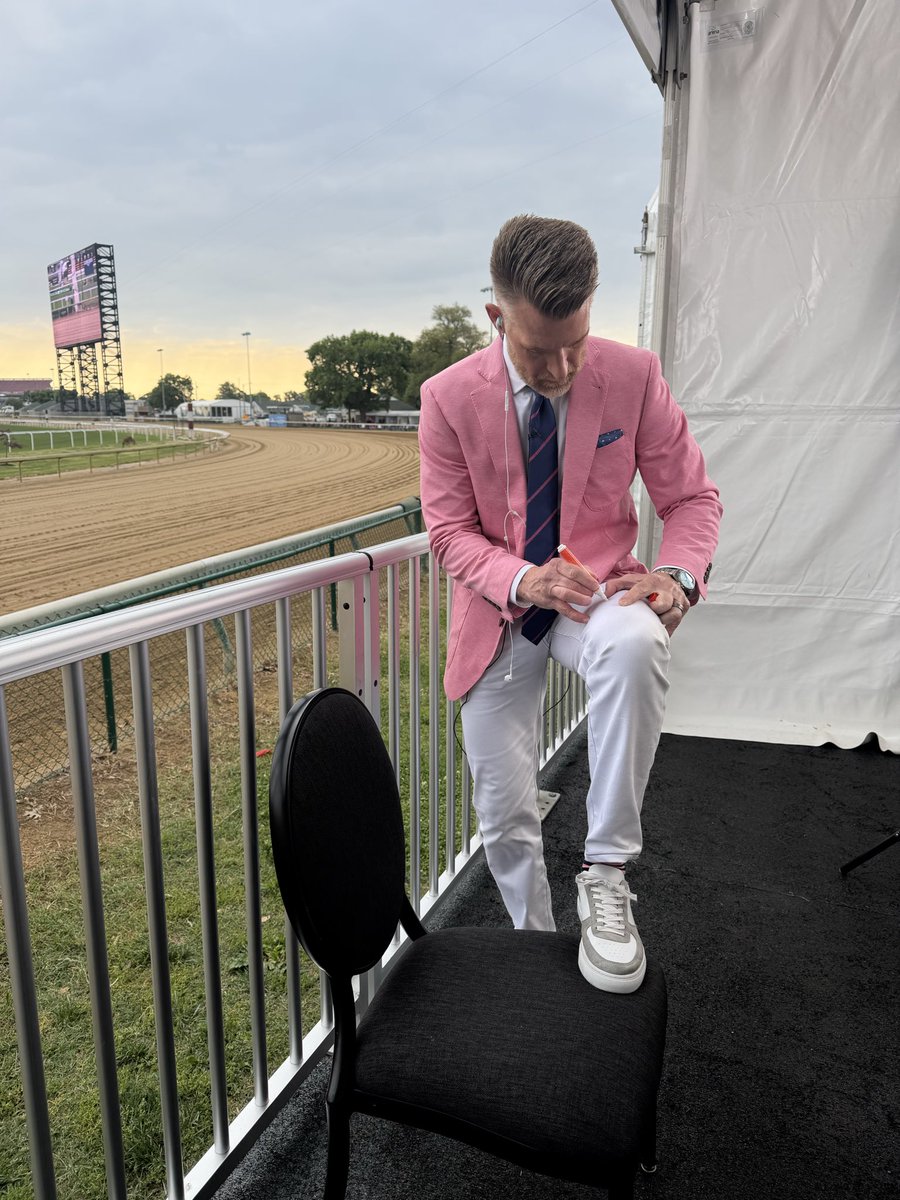 Marty Smith tweet media