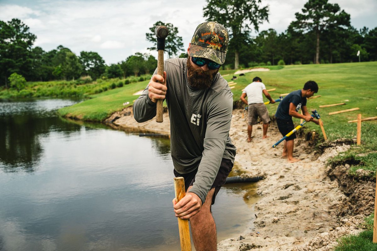 GotErosion's tweet image. Our crew works to ensure each project runs smoothly. Contact us at (843) 259-2287 to schedule a free consultation or program review. 

#Ei #EcologicalImprovements #ErosionControl