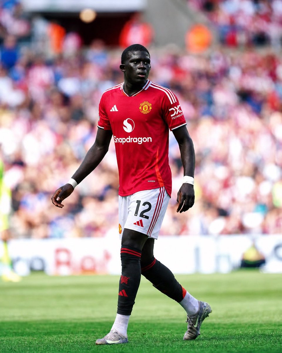 G2_LONDON's tweet photo. - Malick Diouf to Manchester United next season won’t be bad 🙂🙂 https://t.co/yLUQU4t6Gx
