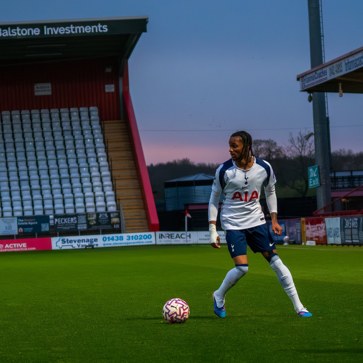 PatrickJDDodge's tweet photo. Thank you for the love on my Mason Melia photo, it was a pleasure taking photos of players from the club I love! 

A selection of photos from the game in this thread🧵 https://t.co/Af4VtAEn7k