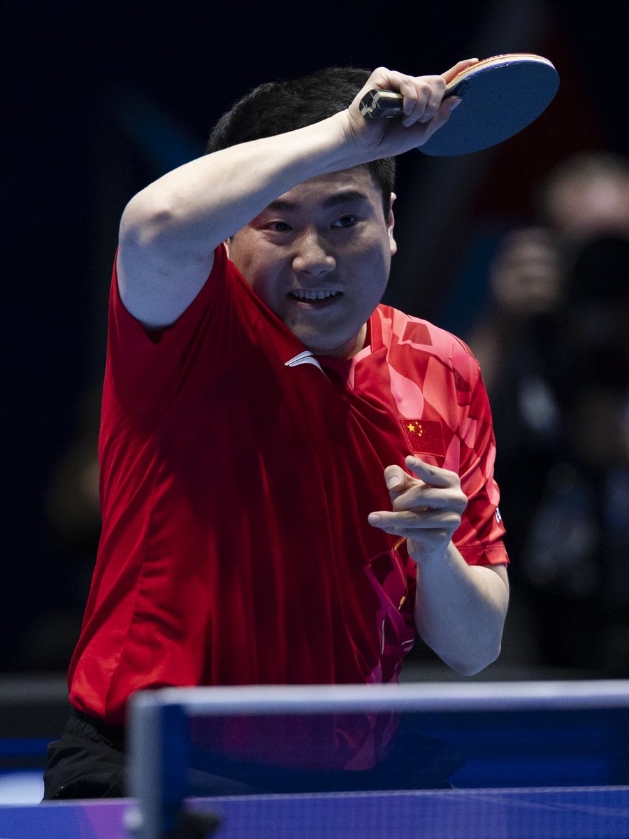 WTTGlobal's tweet image. A tough test from Connor Green but Liang Jingkun held firm in the back-and-forth battle to seal the third match for Team China against Team England 👊💥

#ITTFWorlds2026 #TableTennis #100YearsofTableTennis
