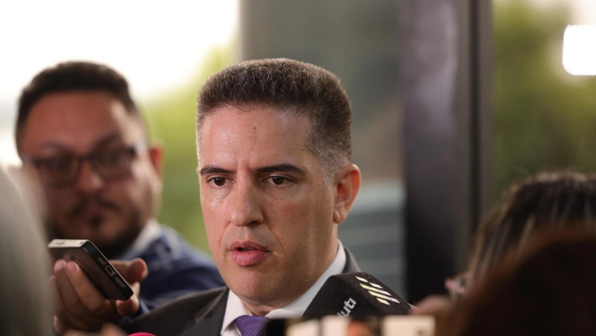 Fue creada como "un poder tecnològico "
MITIC: SUPERMINISTERIO DEL FRACASO
Terminò como la pesadilla de Frakenstein

Durante el gobierno de Mario Abdo surgiò la idea de crear un superorganismo que manejara la informacion y Comunicaciòn del paìs, en base a liderazgo tecnològico y
