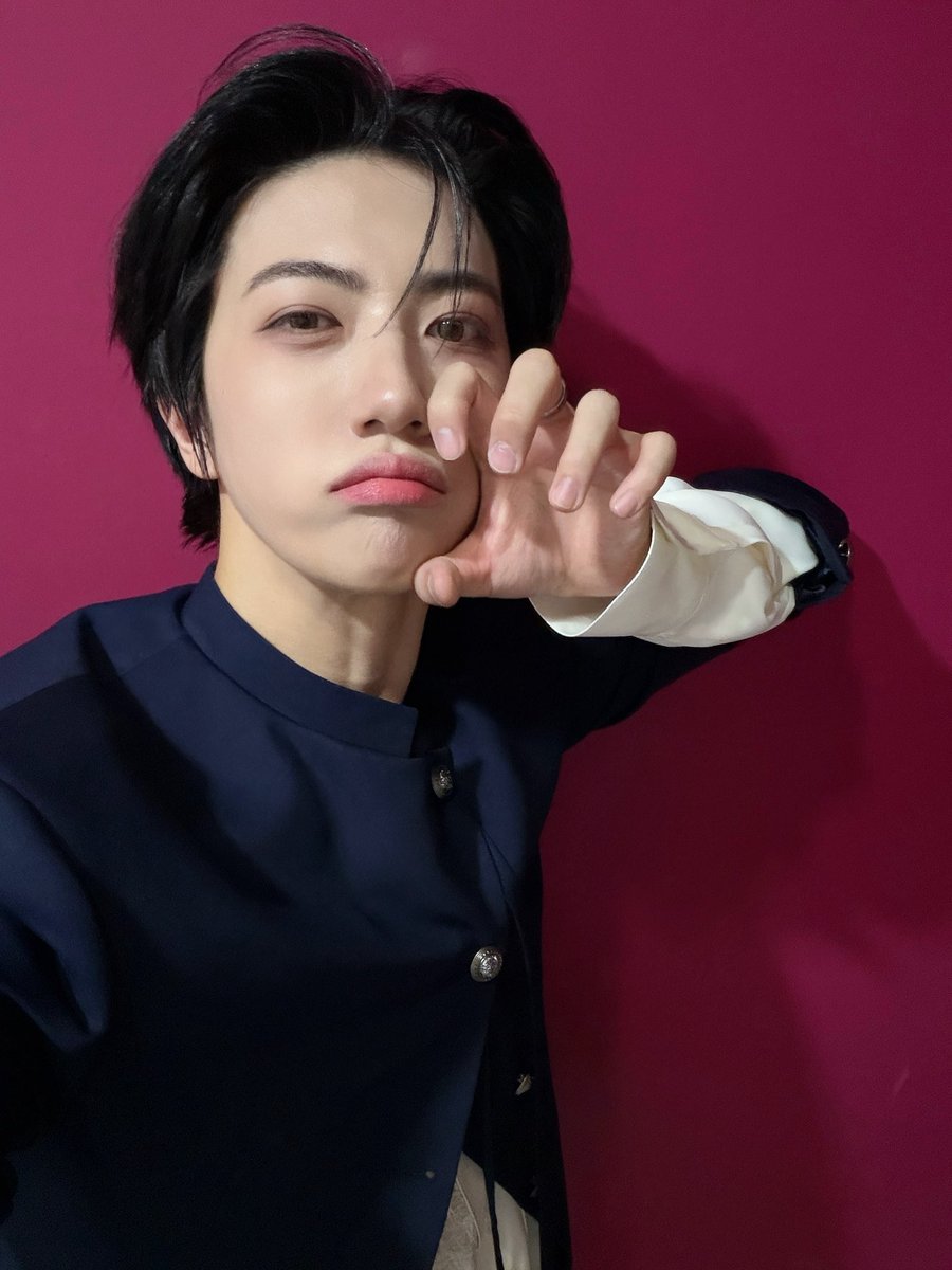 wonjinsworld's tweet photo. 🔹🔹🔹

#원진 #wonjin #크래비티 #cravity https://t.co/yTXXgq4VqL
