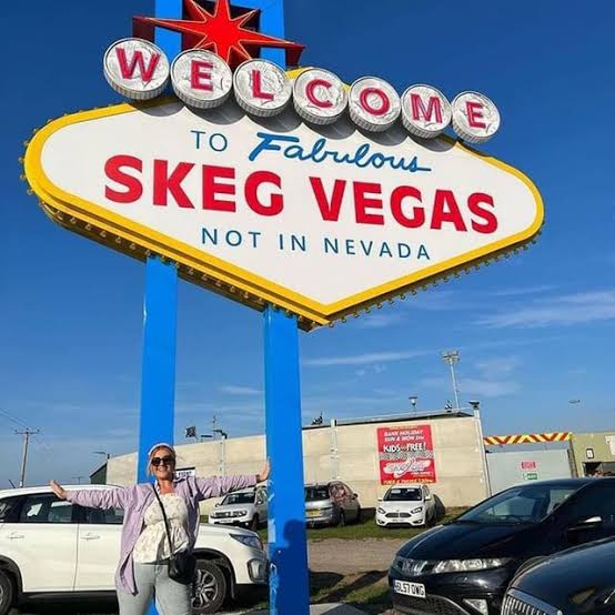 renpentance's tweet image. 🚨BREAKING🚨

Skegness has been voted #1 happiest place to be in the UK in a poll of (1) participants! 

Voters have written a statement 
"We are ALL going to SKEGVEGAS this summer" 

#xnews

[Source: See Images Below]