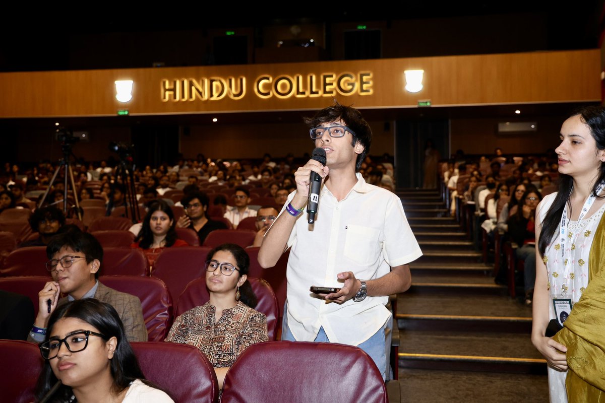 Aparna_R1's tweet image. Chaired a session on “#Fuelling the New #World Order: #EnergySecurity &amp;amp; #ClimateChange” at @hinducollege for the @orfonline- Hindu Policy Conclave. Sharing this reflection a few days on..

This year’s theme—“Pax Transactional: The World As It Is”—was both timely &amp;amp; telling.

We