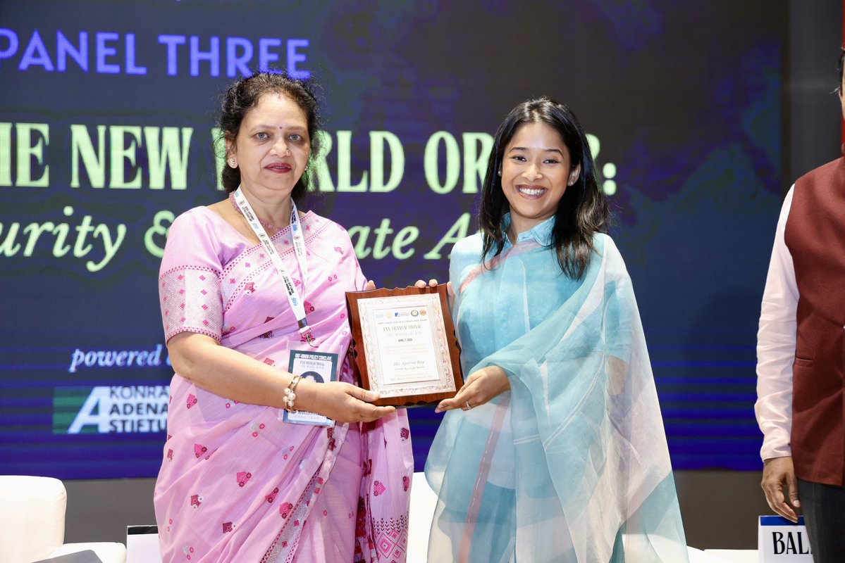 Aparna_R1's tweet image. Chaired a session on “#Fuelling the New #World Order: #EnergySecurity &amp;amp; #ClimateChange” at @hinducollege for the @orfonline- Hindu Policy Conclave. Sharing this reflection a few days on..

This year’s theme—“Pax Transactional: The World As It Is”—was both timely &amp;amp; telling.

We