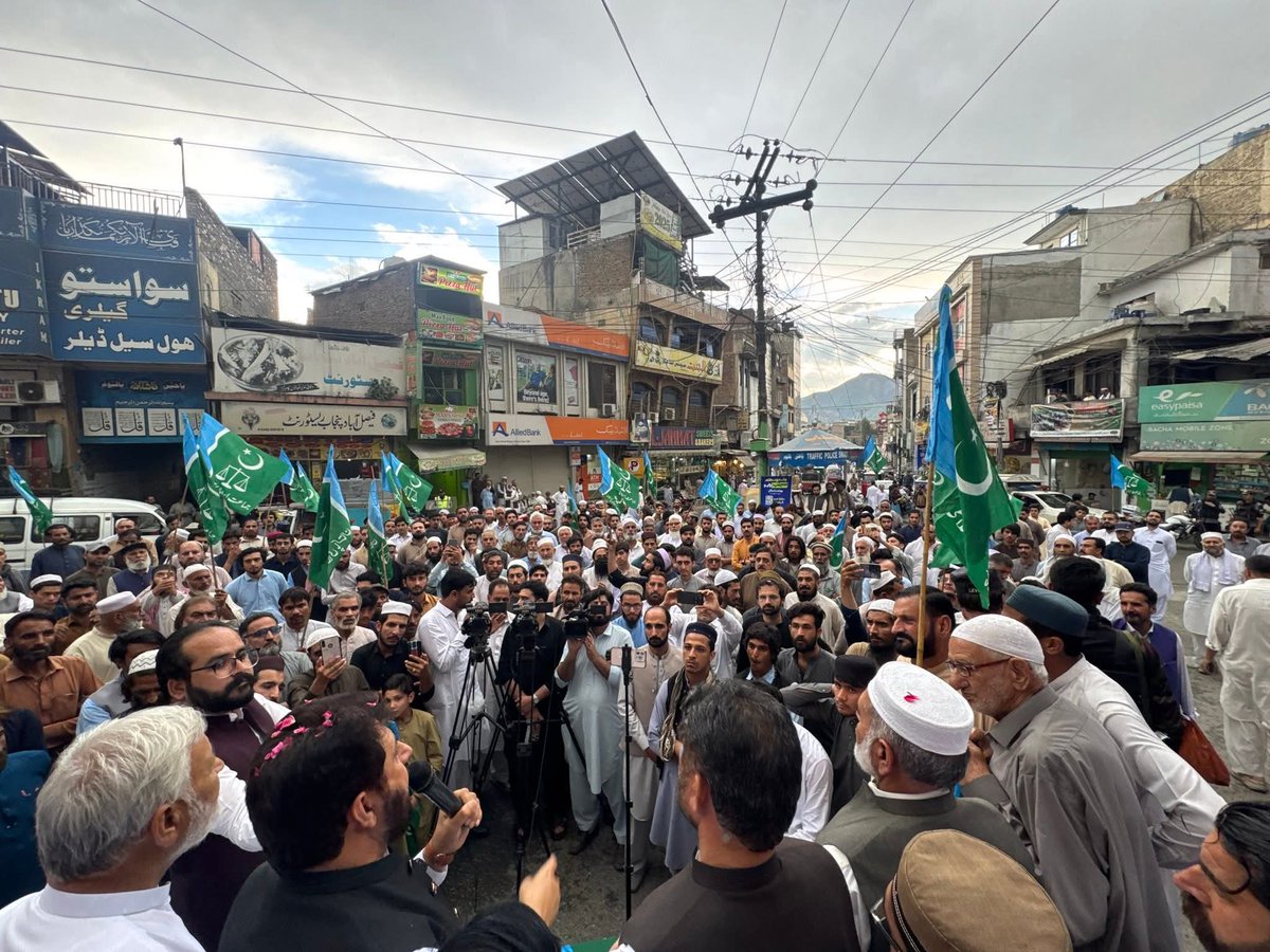 Inayatullah Khan tweet media
