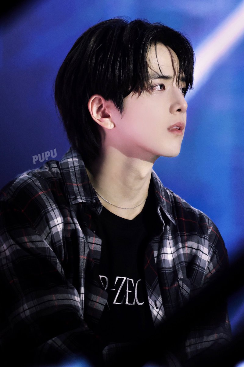 FOUR_J0's tweet photo. 260426
🥲🥲
#더보이즈 #THEBOYZ #영훈 #YOUNGHOON https://t.co/PpfH74FVkl