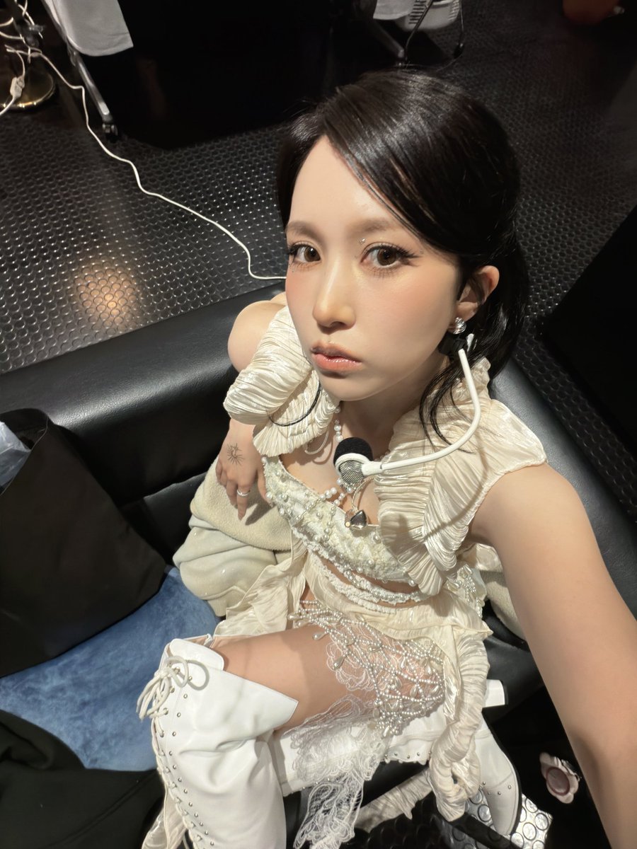 michaeng lover | cah tweet media