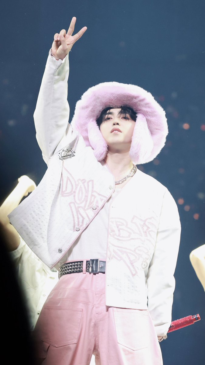vernonalways_u's tweet photo. 260424 CxM [DOUBLE UP] LIVE PARTY in KAOHSIUNG

𝑆.𝑐𝑜𝑢𝑝𝑠🍒

#SEVENTEEN #세븐틴
#SCOUPS #에스쿱스 #최승철  #エスクプス https://t.co/euh12q6MQN