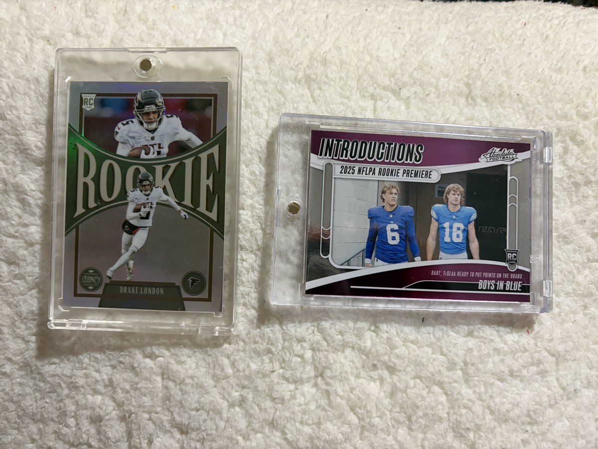 Sollod_Breaks's tweet image. Patches. Color. Numbered.
$5 starts. No filler.
Pull up today 🔥

whatnot.com/s/12MuOhnx

#whatnot #stream #live #nfl #tradingcards