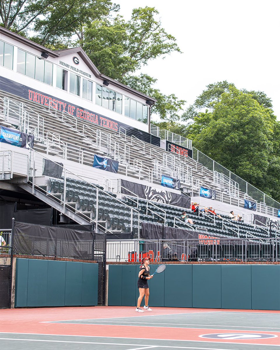 ElonWTennis's tweet image. NCAA Tourney time 📸

#PhoenixRising | #EUWT