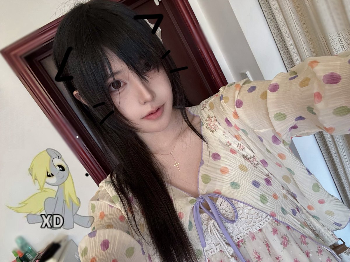 evelyn_notfound tweet media