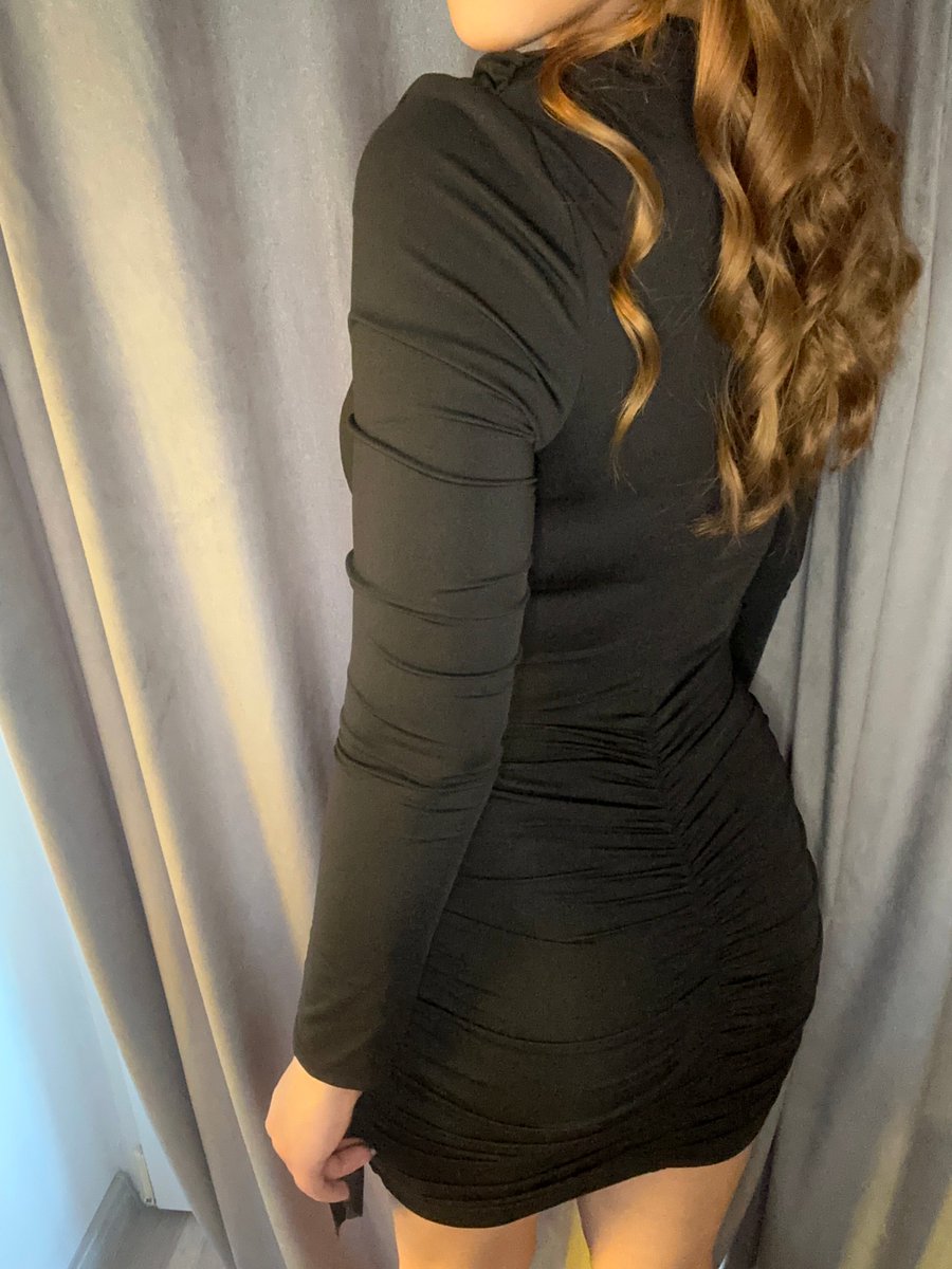 Lexy814666's tweet photo. Ready for a wild night in this dress! 🥂 Decided that what happens tonight stays... in my DMs. 🤫
If you want to see exactly how naughty I get after the party, make sure you're subscribed to my link in bio. I’ll be sending the real fun tonight only via private message... you don't want to miss what's coming. 😈