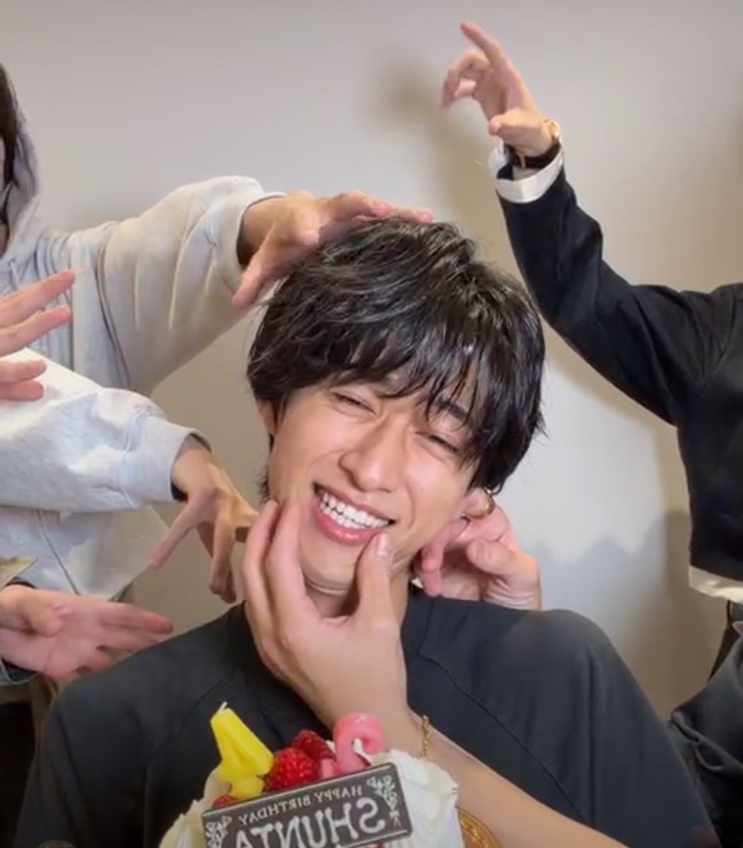 ﾋﾖ©️ tweet media