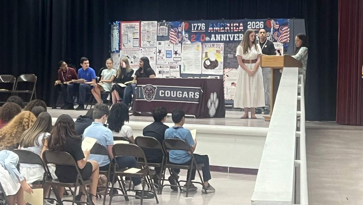 TTMS_APHenry's tweet image. Tequesta inducted new members into the #NationalJuniorHonorSociety &amp;amp; the #support in the room was everything! 😍 Pushing students to #greatness is one of @AdamsLEADs' specialties! 🤍🤍🤍
 
#ClimbHigherRoarLouder 
#edutwitter