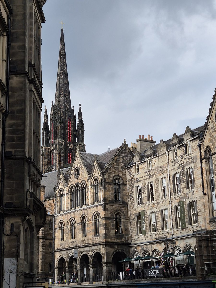 GsBasia's tweet image. #Edinburgh #Scotland