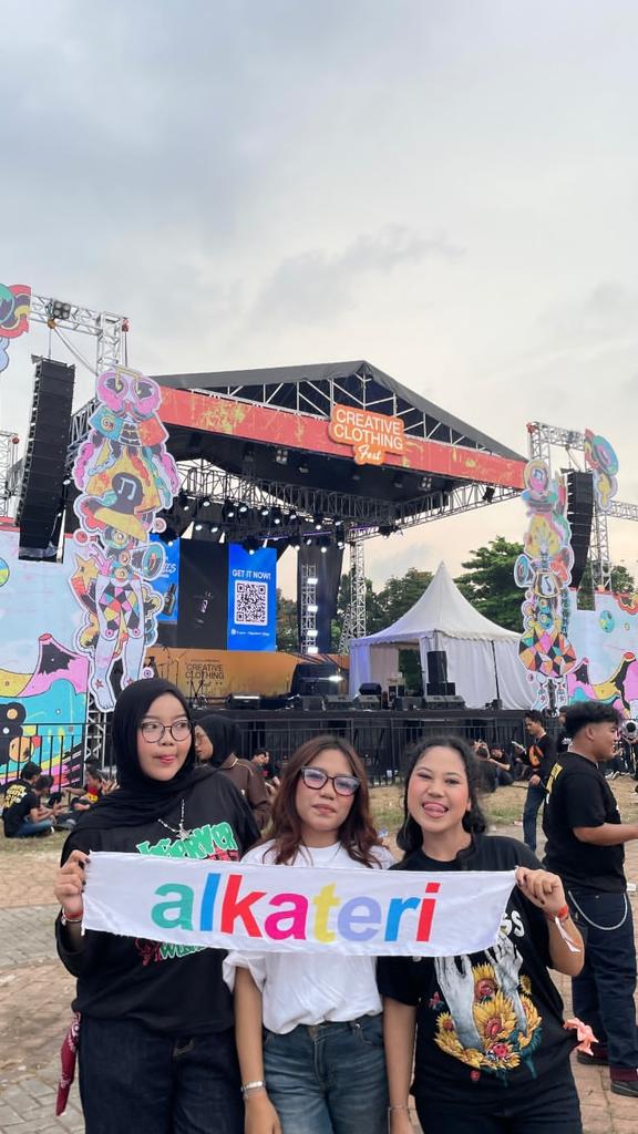 caechanjay's tweet photo. alkatalis ceunahhh @alkaterimusic https://t.co/F2sImFH6aF