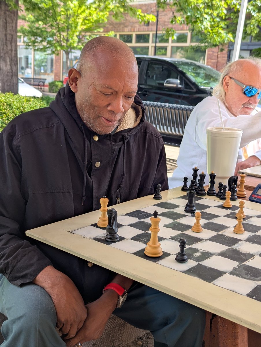 TremeChessClub's tweet image. Chess today in old north St Louis #chess #stl