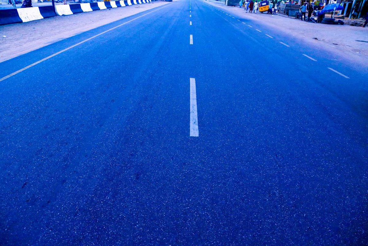 BusybrainDaniel's tweet photo. Kano State experiences the excellence of Engr. David Umahi as 45km road project is being executed in three sections: 15km, 17km, &amp; 13km. A 6km dual carriageway up to Adobairo Bridge completed. 

#MinisterDavidUmahi
#MinistryOfWorks
#FederalGovtOfNigeria
#AkwaIbomFieldSupervision https://t.co/d1Z5dExSbd