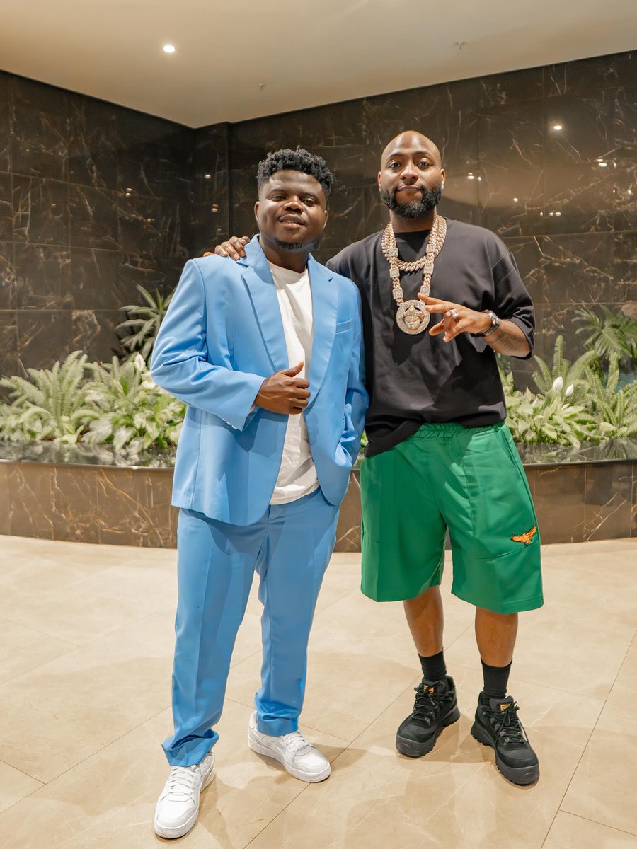 WatsUpTV's tweet image. 🚨 Wode Maya meets Davido in Zambia 🇿🇲🔥

📸:  wodemaya 

#WatsUpTV #datsWatsUp #Davido #Wodemaya