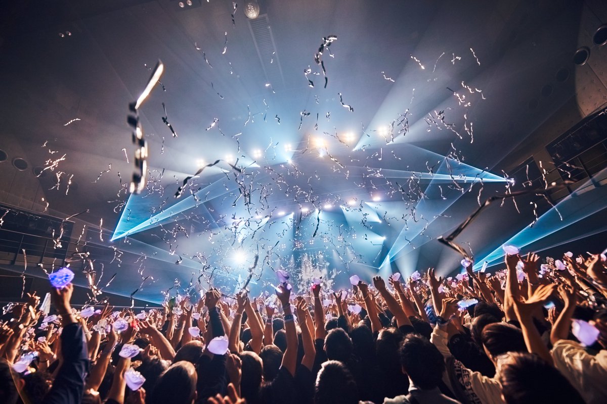 【 #ヰ世界情緒AnimaRe 】

ヰ世界情緒 2DAYS LIVE
DAY-2「Anima Re:birth」

#ヰ世界情緒2DAYSLIVE
二日間にわたる公演が終了いたしました。

会場、配信、ライブ・ビューイングでご覧いただいたすべての皆様、本当にありがとうございました。