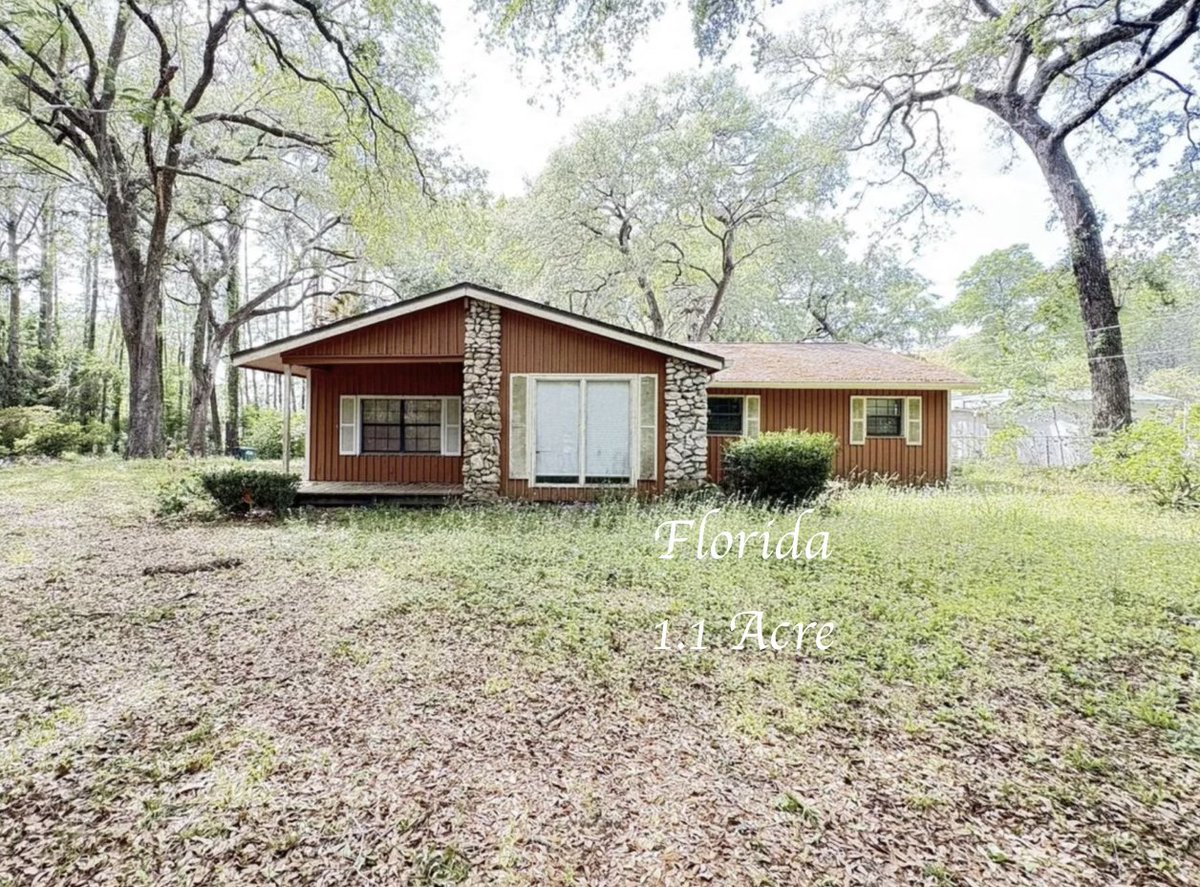 oldhouseunder50's tweet image. $135K. c.1960 #Florida Country Home on 1.1  #acres. countrylifedreams.com/c-1960-florida…