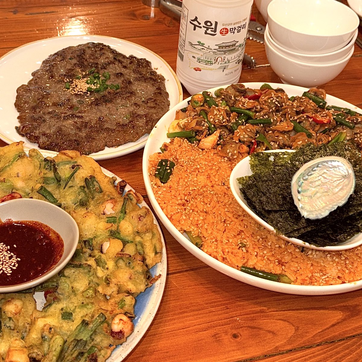 bnglct's tweet photo. 수원 행궁둥이를 뿌쉇다 https://t.co/YSbNQk232M