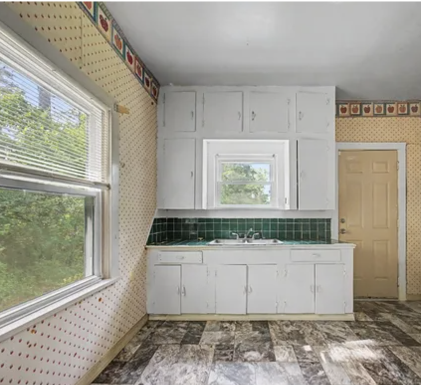oldhouseunder50's tweet image. $78K. #Affordable #Texas cottagewith 3 bedrooms, 1 bath. oldhousesunder50k.com/small-texas-co…