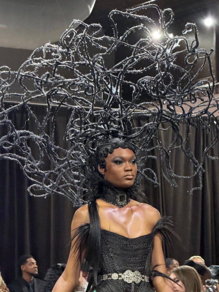 soylemag's tweet photo. Hair by Jawara Wauchope, Vernon François, Malcolm Marquez, Issac Poleon, Fesa Nu, Joshua Meekins for ‘Black Hair Reimagined’ https://t.co/aUwA9WKGPy