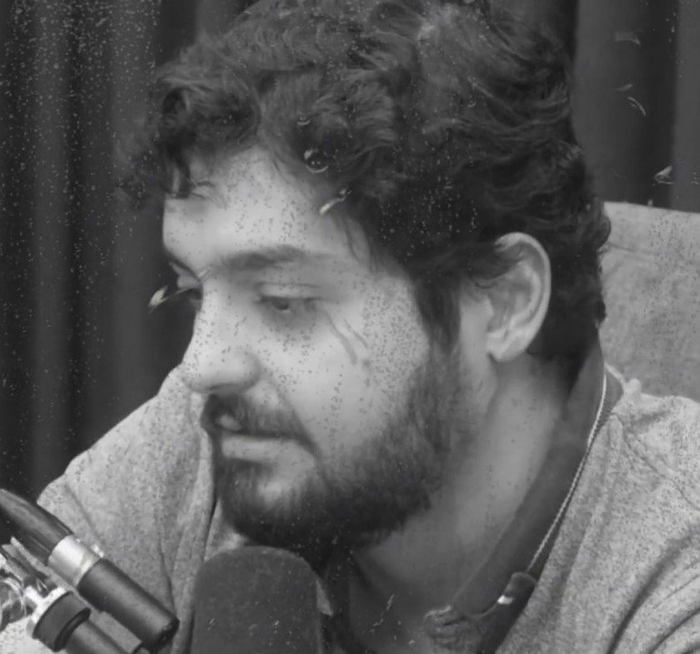 Notícias Paralelas tweet media