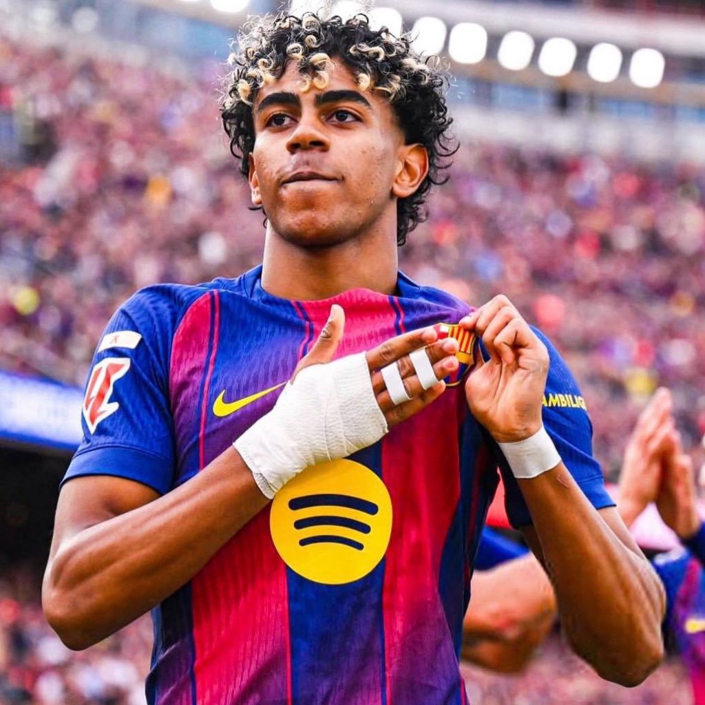 AccessYamal's tweet image. ❗️| In 2025, the best-selling jersey in the world is Lamine Yamal’s, ahead of Lionel Messi’s and Lewandowski’s. [@sport] 👕