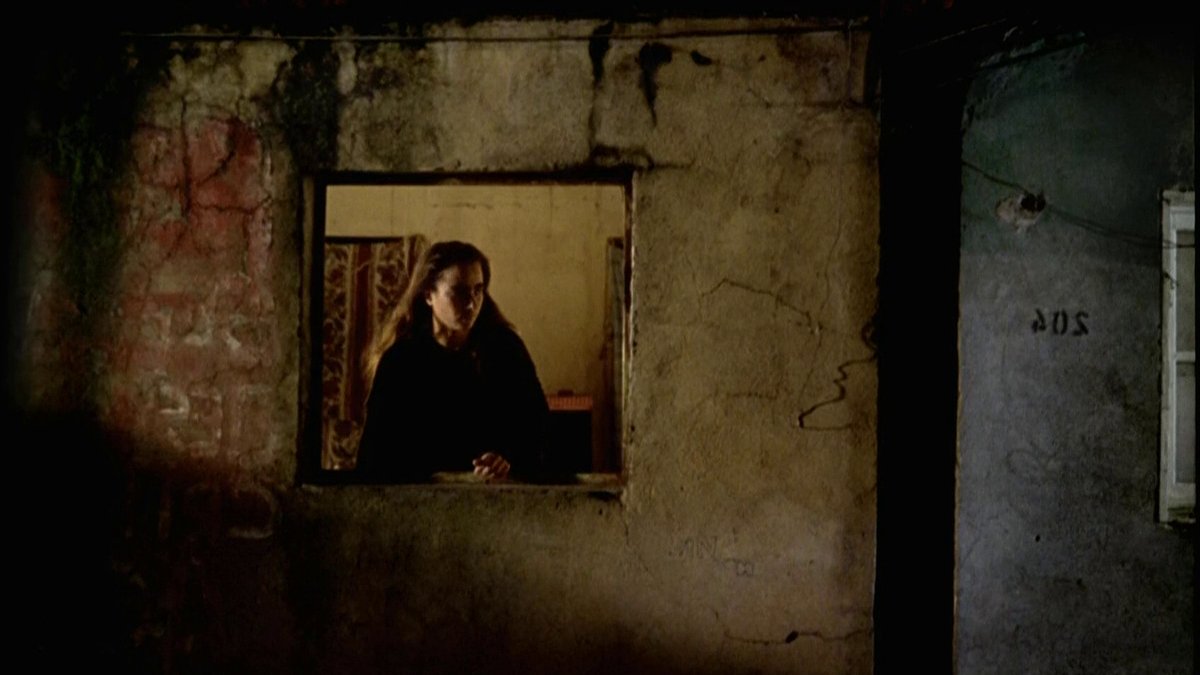 _Kitano_Kitano_'s tweet photo. Ossos (1997) - Pedro Costa https://t.co/A2BV2nEwEj
