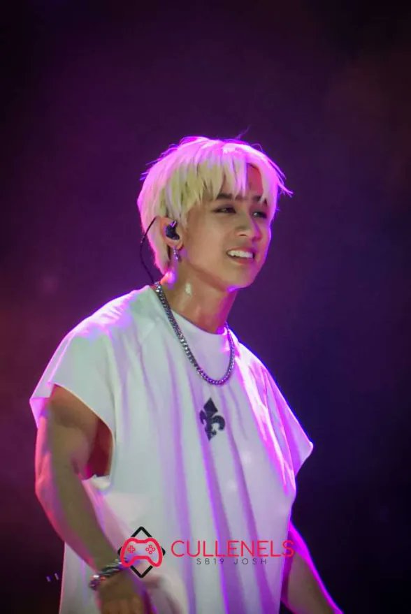 [ 𝗦𝗕𝟭𝟵 𝗝𝗢𝗦𝗛 ]

Glowing under the stage lights~

📸 APRiENNEforJOSH

SB19 ELECTRIFIES AURORA 
#SB19FiresUpAuroraD1
#SB19 <a href="/SB19Official/">SB19 Official</a>
#SB19_JOSH <a href="/JoshCullen_s/">JOSH CULLEN</a>