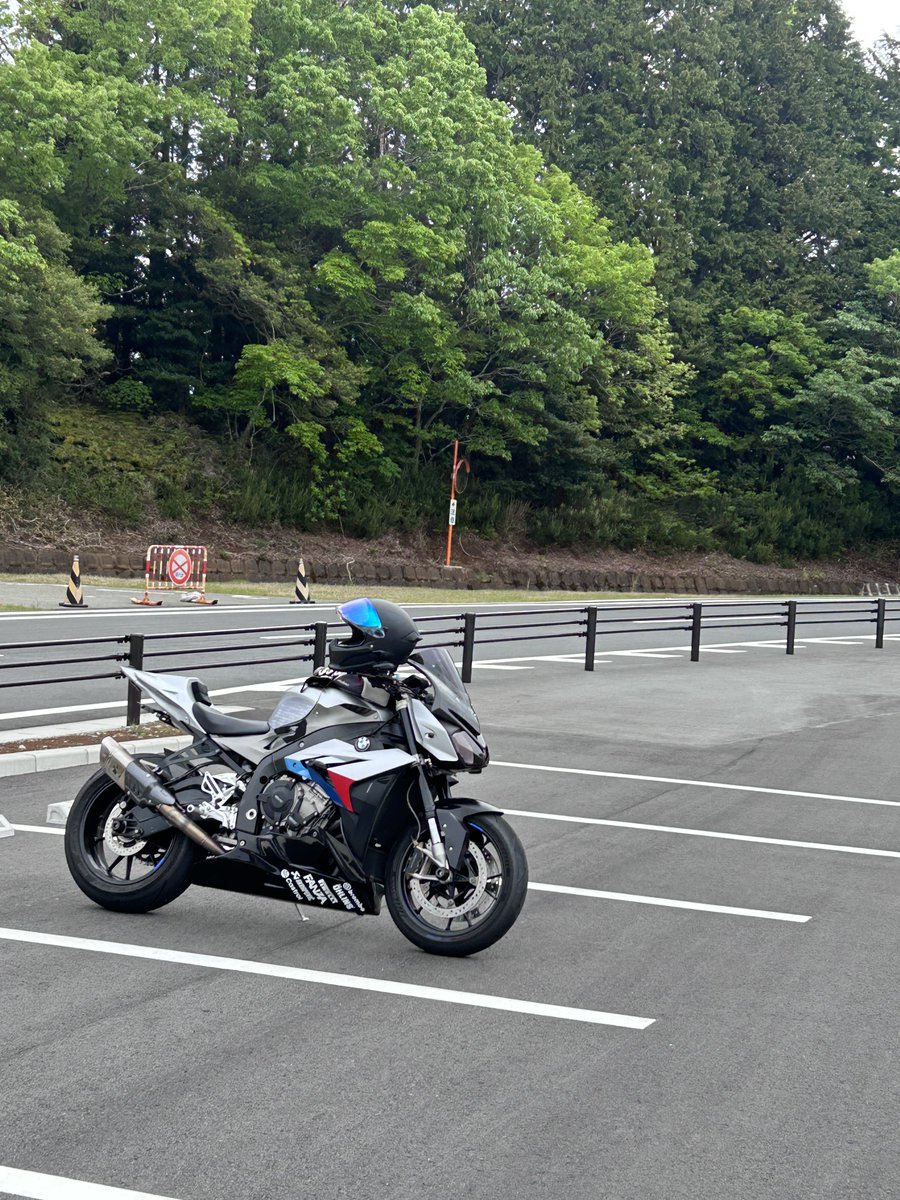 テラチオ tweet media