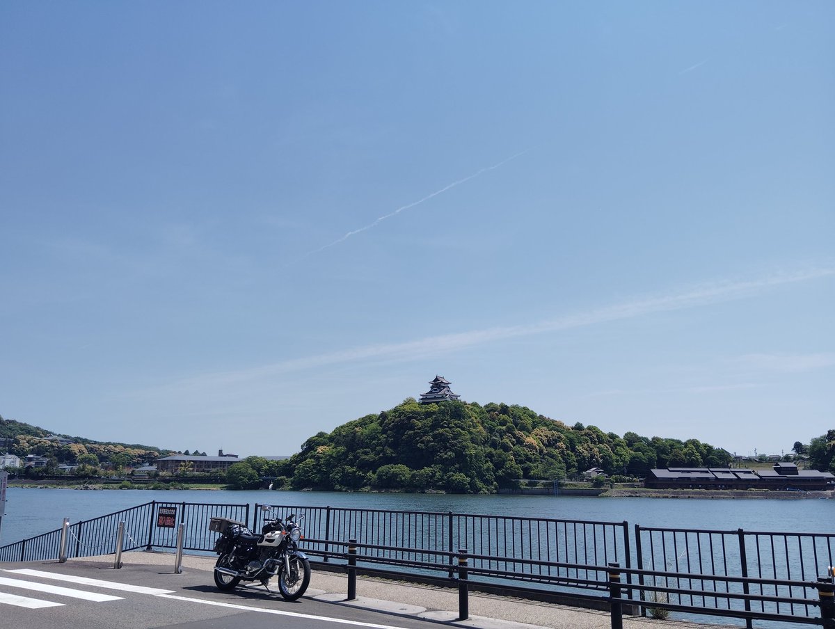 Halcyon0907's tweet photo. GWツーリング初日午後、犬山城、落合宿石畳路、馬籠宿、妻籠宿。
＃エストレヤ https://t.co/DrESLfNYsg