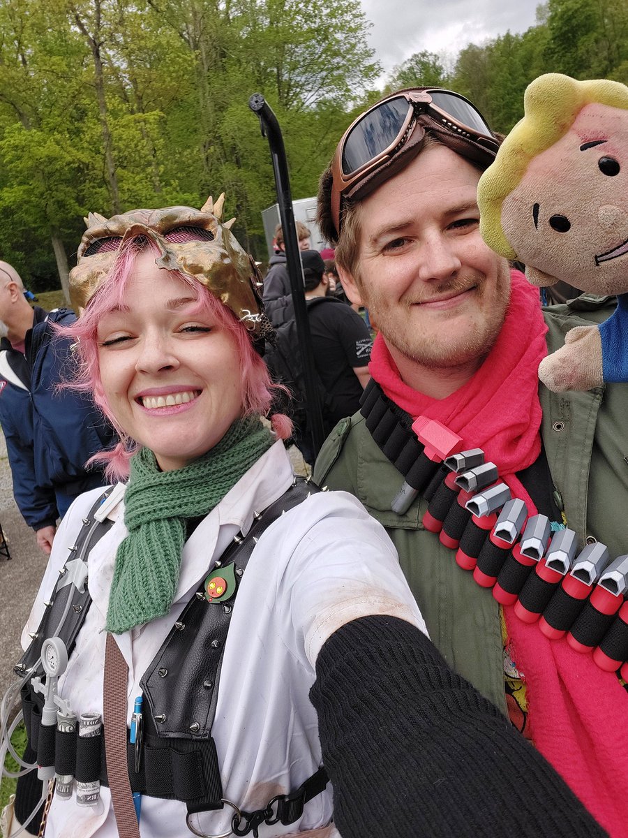 con ☢️ Wasteland Jamboree tweet media
