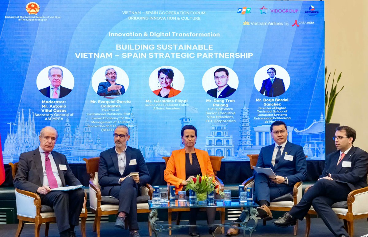 ETSISIupm's tweet photo. La @ETSISIupm, representada por su Director, ha acudido, en calidad de líder en tecnologías informáticas, a la invitación del embajador H.E. Doan Thanh Song para analizar la asociación estratégica Vietnam–España  en los ámbitos del desarrollo tecnológico, IA y educación digital. https://t.co/cMUye2JXuW